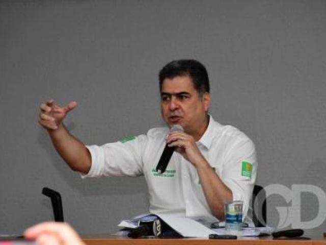 Emanuel decreta estado de calamidade pública na Saúde e cria comissão para apurar mortes