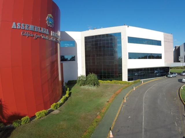 Lei obriga instituições de ensino superior de MT a emitirem diploma digital
