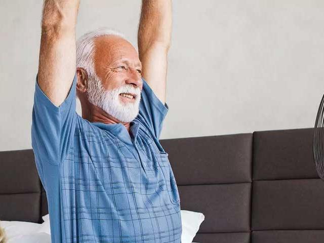 POR QUE ACORDAMOS CADA VEZ MAIS CEDO CONFORME ENVELHECEMOS?