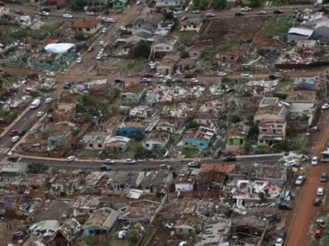 Campanhas de solidariedade se multiplicam após tornado; saiba como doar