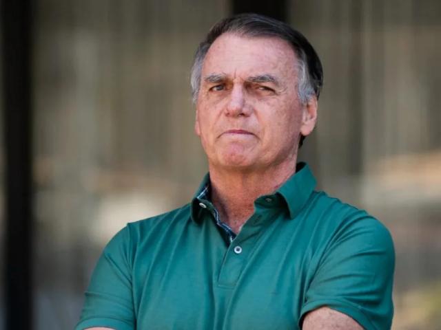 Em audiência de custódia, Bolsonaro alega surto e nega intenção de fuga