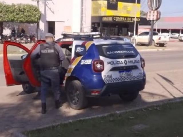 Casa onde residia o Tenente Coronel Evandro Dias de Souza, é invadida por três criminosos
