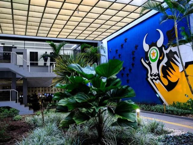 Decreto de ponto facultativo altera funcionamento de órgãos estaduais no fim de ano em MT; veja o que abre