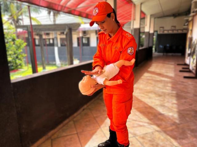 Corpo de Bombeiros reforça alerta sobre engasgos e ingestão de corpos estranhos em crianças e idosos