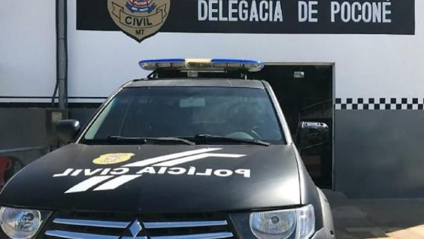 Foragida por homicídio vai à delegacia pedir medida protetiva e acaba presa em Poconé