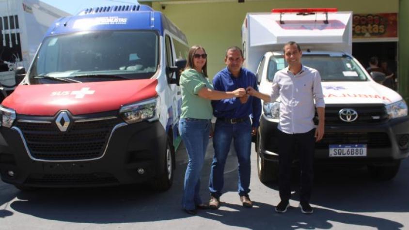 No mês de aniversário de Nova Monte Verde Governo Municipal fortalece a saúde com aquisição de nova Ambulância e Van.