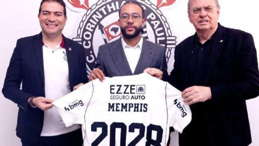 Corinthians oficializa renovação de Memphis Depay até 2028: