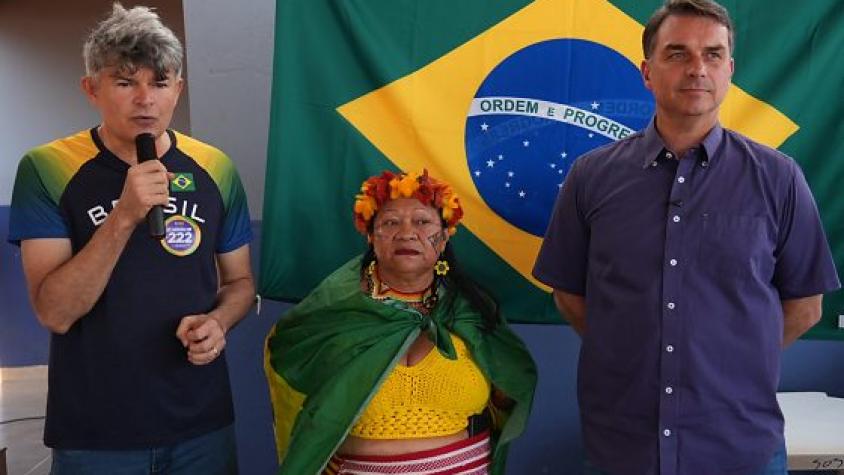 Em aldeia em MT, Flávio Bolsonaro promete fundo de crédito e autonomia a produtores indígenas