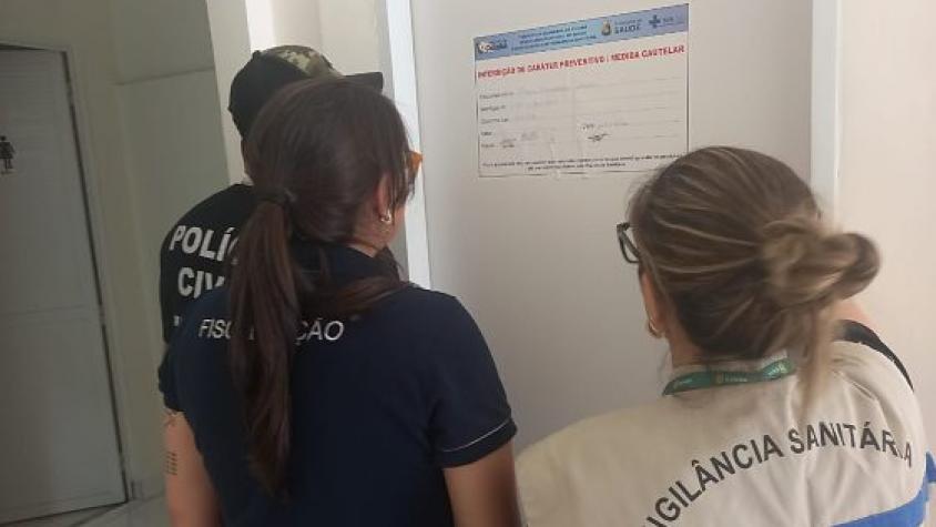 Farmacêutica é investigada por fazer cirurgia para reduzir lábios vaginais em pacientes no Jardim Itália em Cuiabá