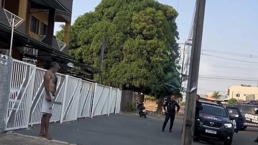 Homem ameaça pessoas com facão, avança contra guarda municipal e acaba morto