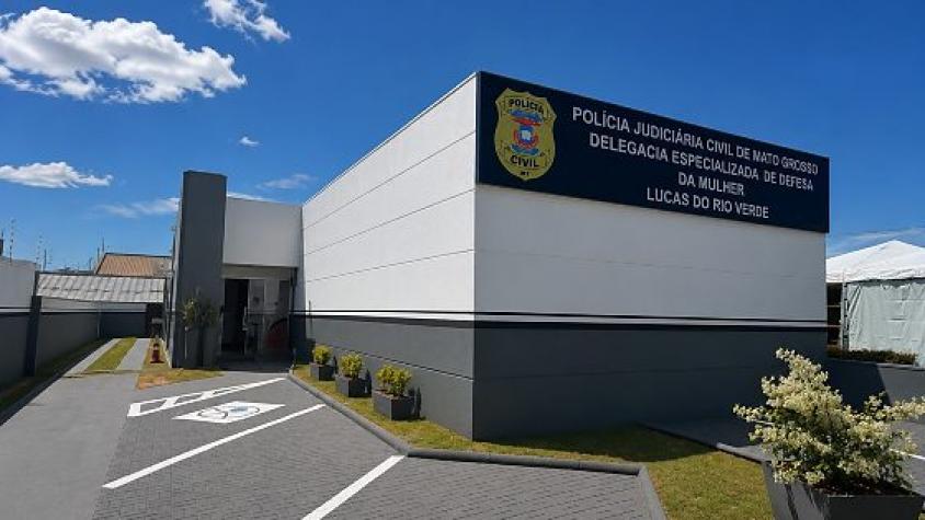 Mulher divulga nudes da ex do namorado e acaba na mira da polícia