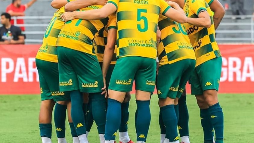 Opinião: irreconhecível em campo, Cuiabá não oferece perigo ao CRB durante 90 minutos