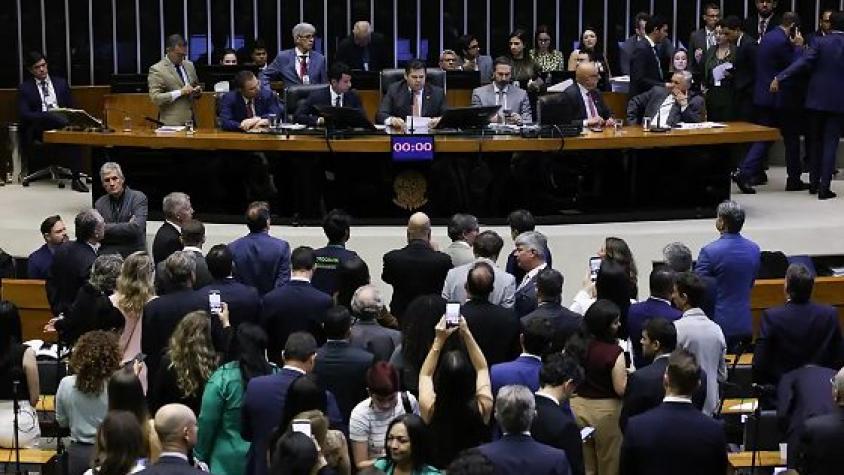 A 10 dias da eleição, Senado aprova teto de R$ 140 mil para MEI e perdão bilionário de dívidas tributárias