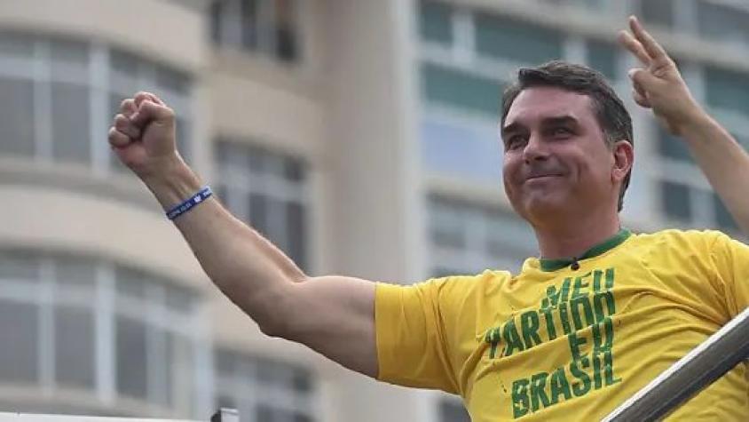 Flávio diz que eleição foi fraude e se proclama presidente eleito nos EUA